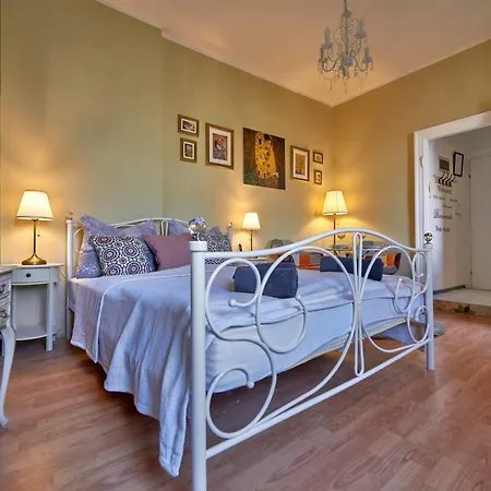 Old Romantic With Free Private Parking * Póla